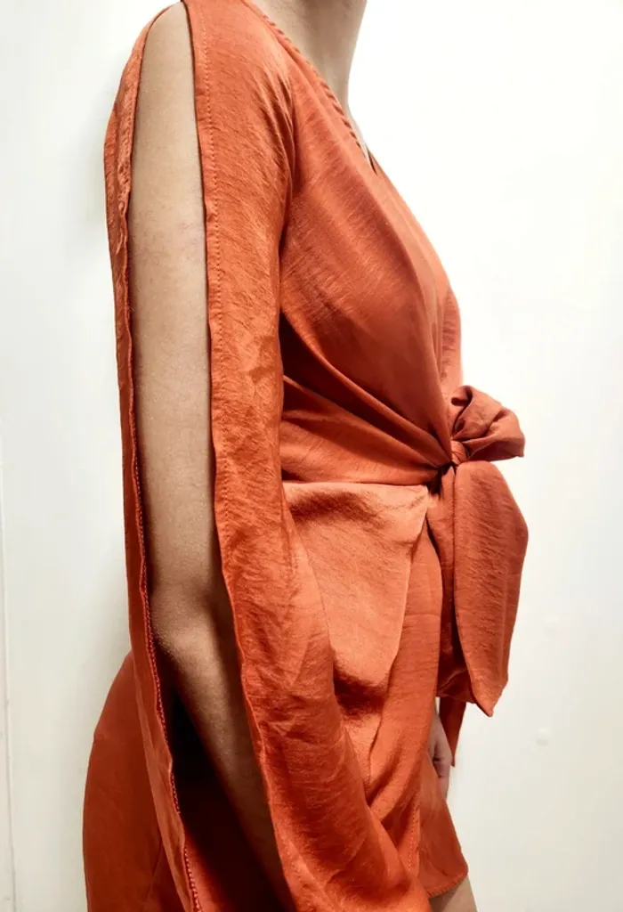 Robe courte portefeuille rouille – PrettyLittleThing - photo numéro 3