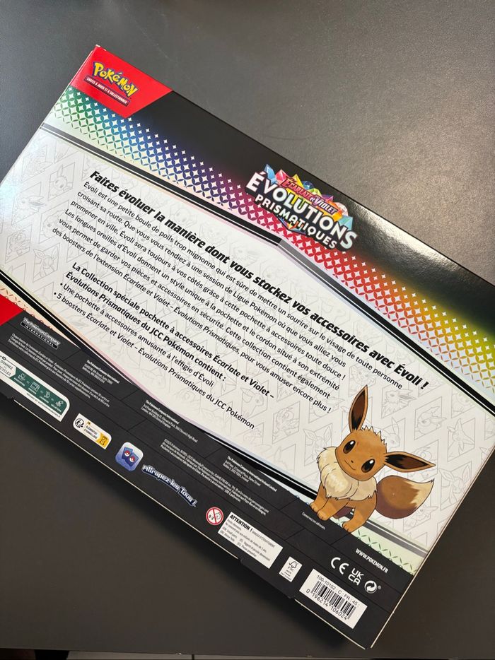 Coffret Pokémon Évolutions Prismatiques NEUF - photo numéro 2
