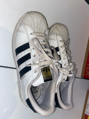 Adidas Superstar