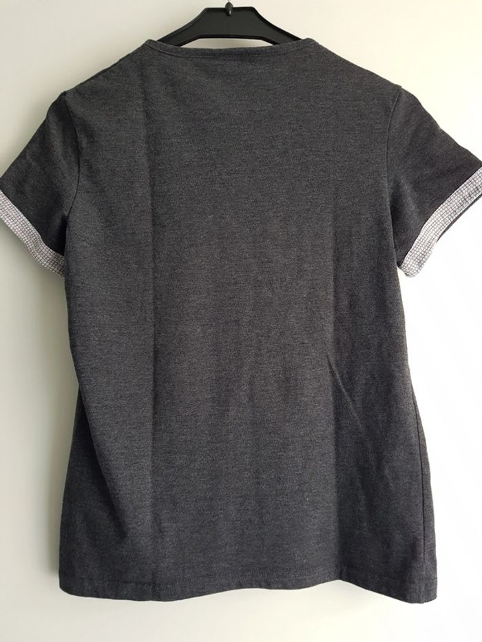 T-shirt gris en très bon état - photo numéro 3