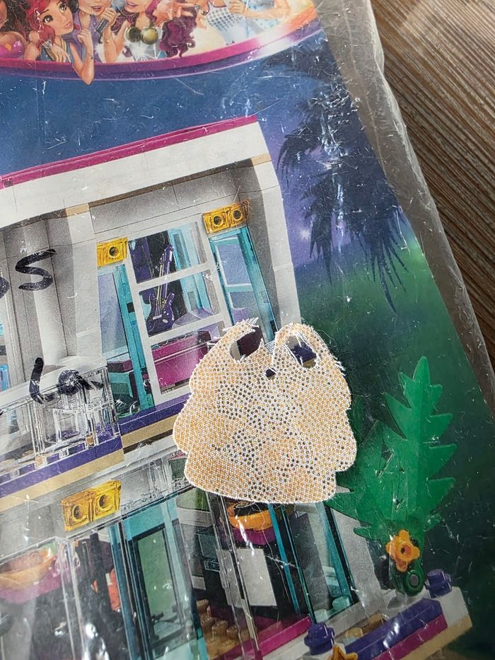 Lego 41135 + notices de montage 
La maison de la Pop star Livi
Excellent état 
Complet - photo numéro 9