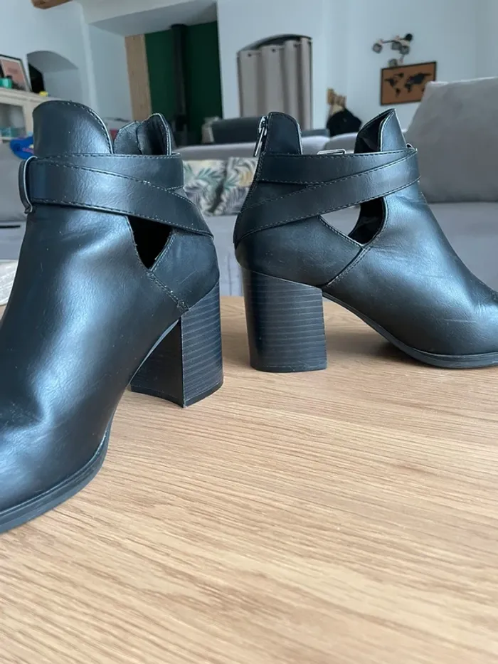 Bottines à talons - photo numéro 2