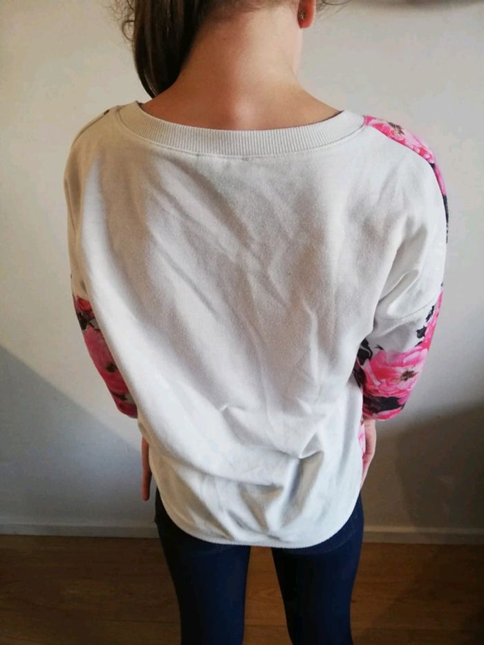 Sweat-shirt léger fleuri taille XS - photo numéro 5