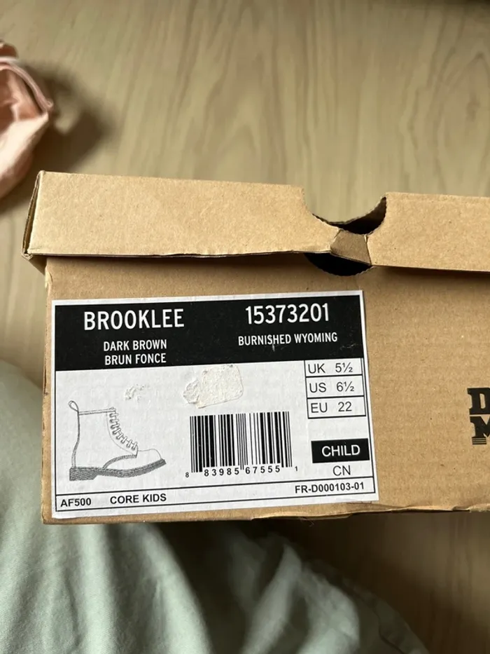 Dr. Martens taille 22 - photo numéro 6