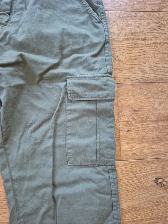 Cargo kaki - photo numéro 2