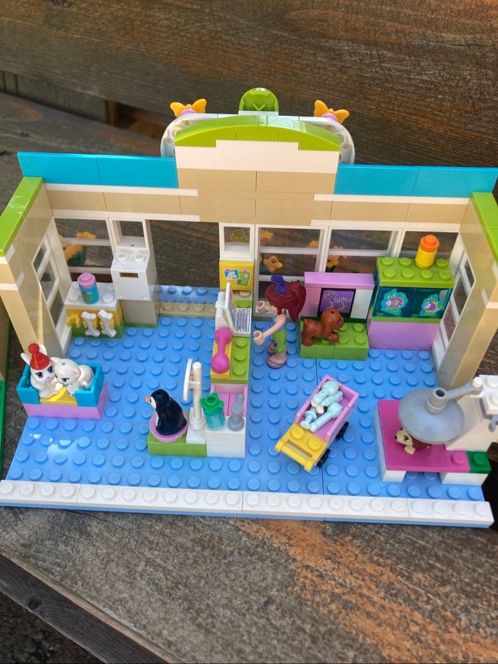 Lego Friends  clinique vétérinaire - photo numéro 3