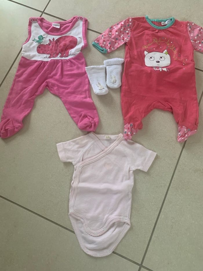 Lot naissance /1 mois