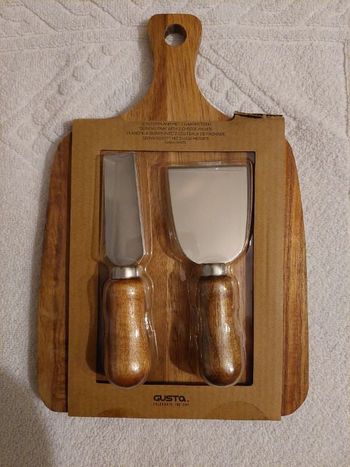 Planche à servir neuf