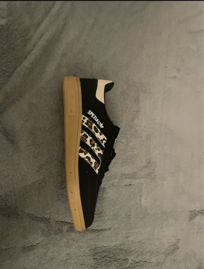 Chaussures adidas - photo numéro 4