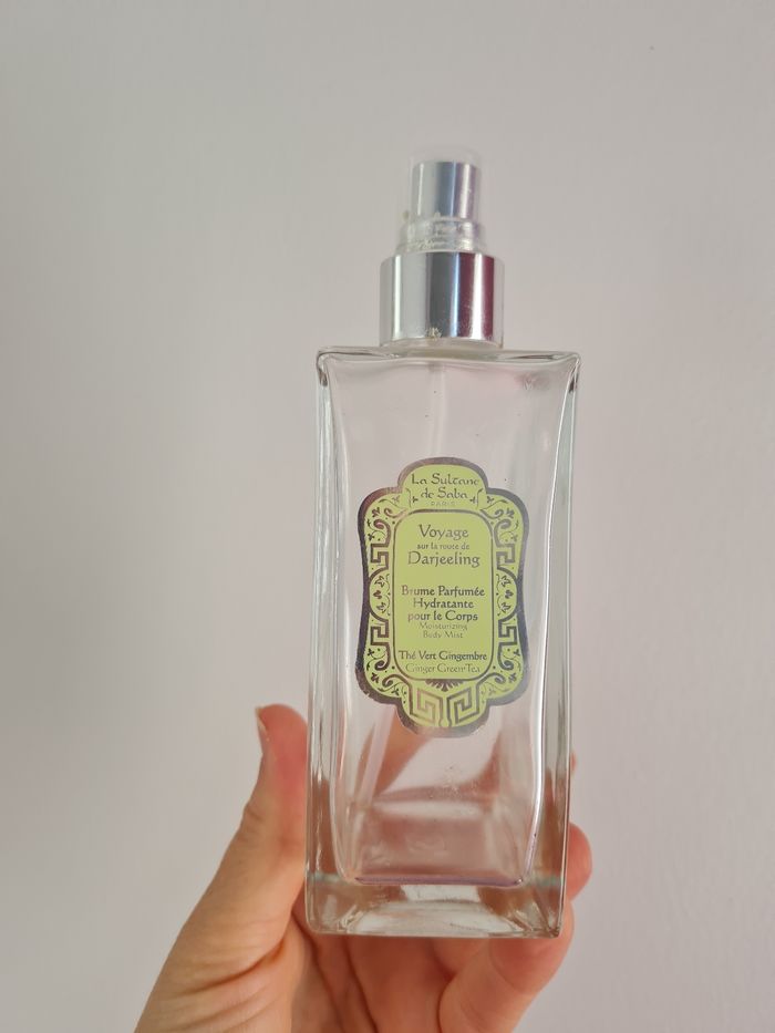 Flacon de parfum vide la reine de saba