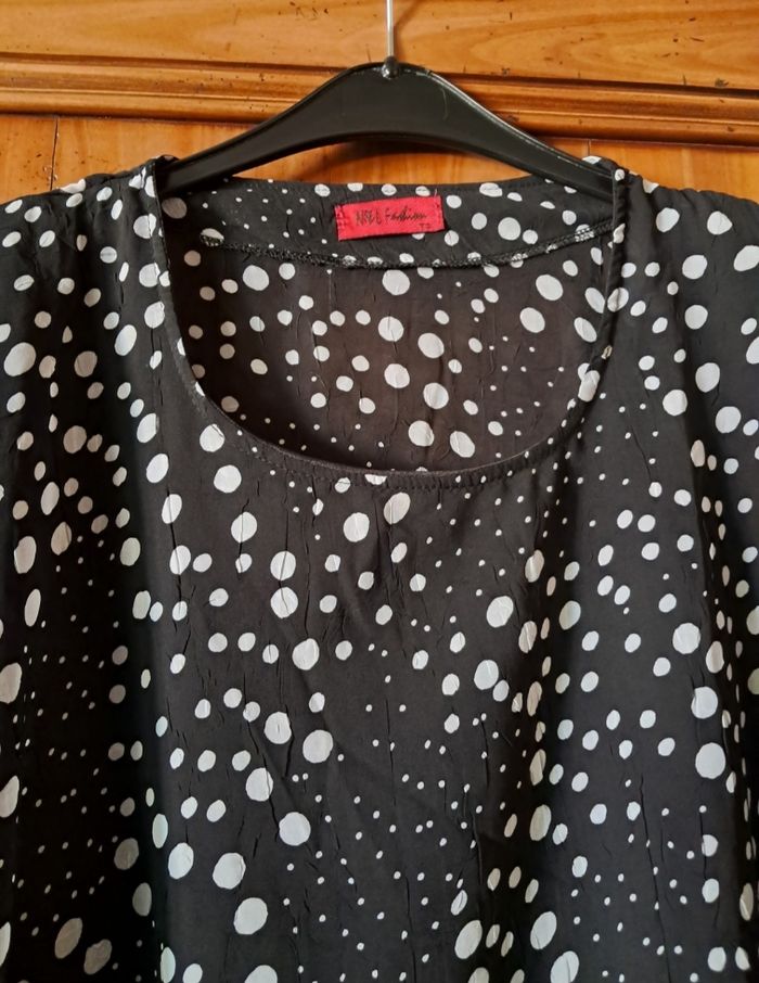 Blouse NEUVE pour femme taille 54 - photo numéro 6