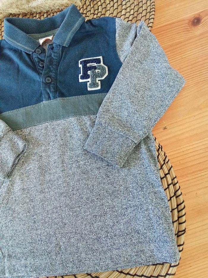 Polo manches longues tons bleu, gris et vert TAO taille 4 ans - photo numéro 2