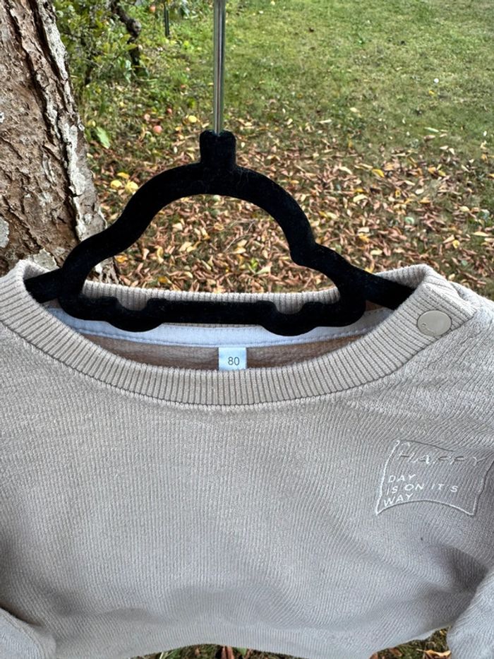 Pull beige || Zeeman || 18 mois - photo numéro 4