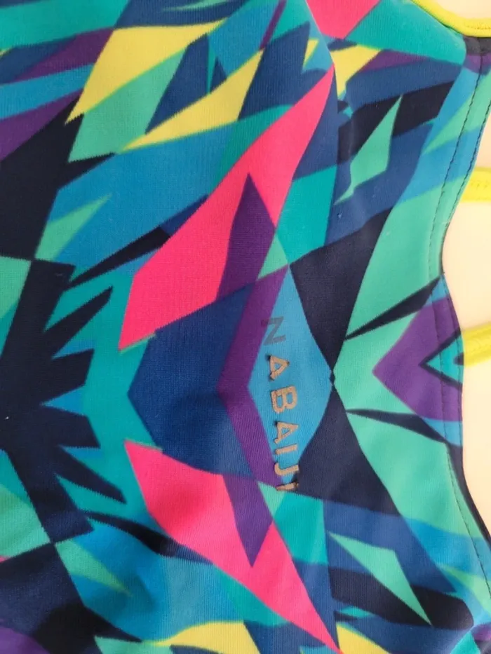 Maillot de bain fille 1 pièce nabaiji sans étiquette t10ans - photo numéro 2
