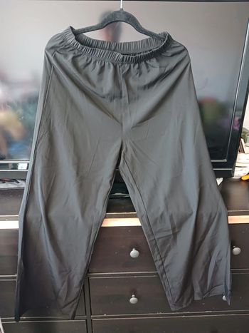 Pantalon noir d'été Taille M38