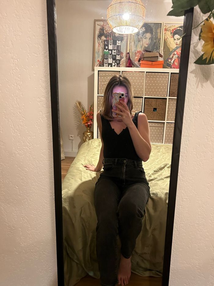 Jean stradivarius mom slim taille  36 - photo numéro 2