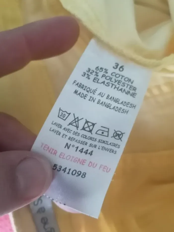 Pantacourt ligne à suivre taille 36 - photo numéro 4
