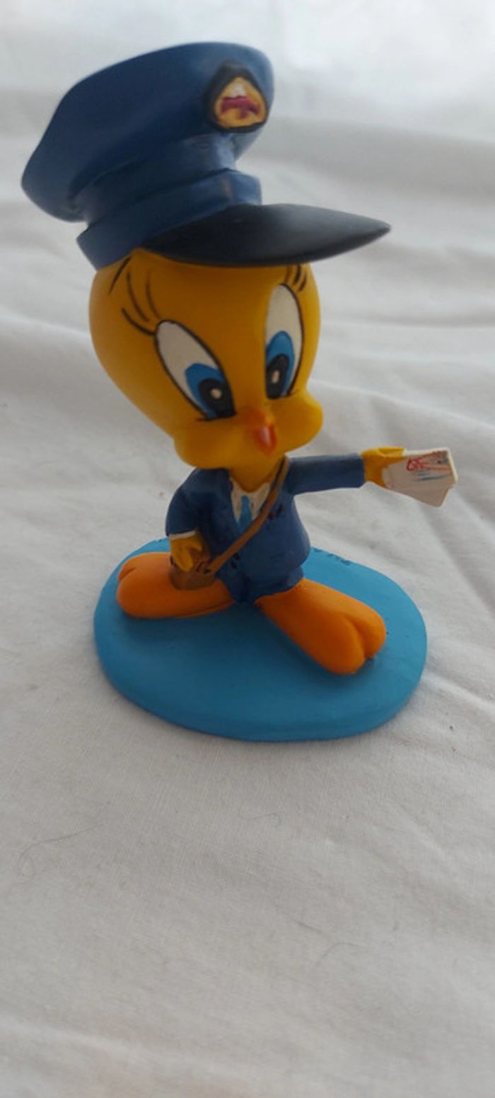 Titi figurine
