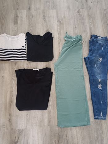 Lot vêtements femme 44/46