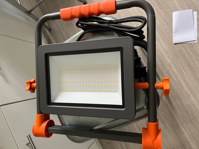 Projecteur pliable Arlux filaire 8500 lumens 100W - photo numéro 2