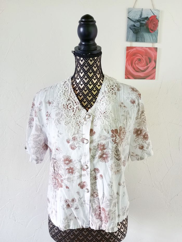 🌸 chemisier vintage avec col en dentelle, taille 40-42