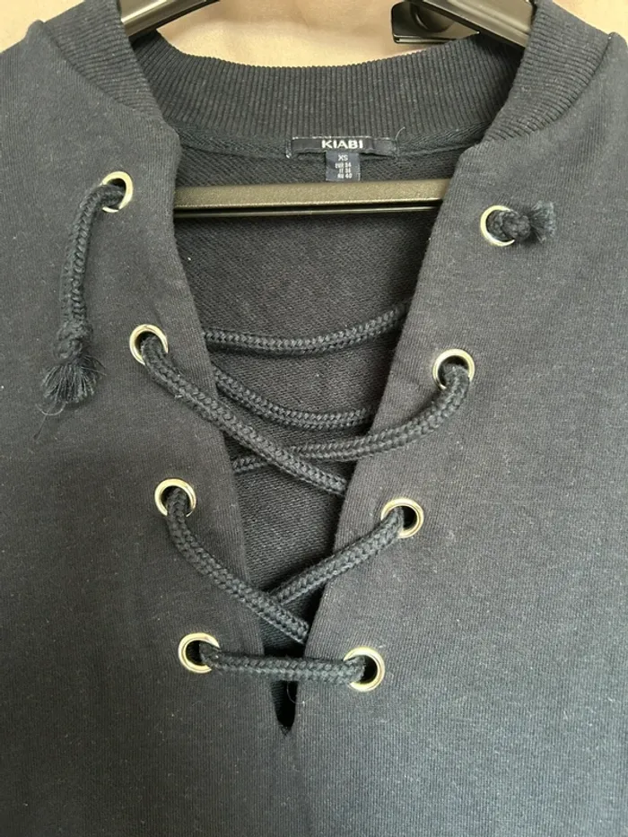 Pull bleu - photo numéro 4