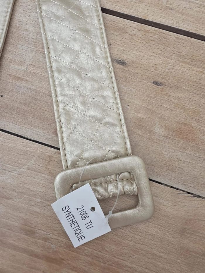 Ceinture dorée asymétrique – style rock – 112 cm – sans trou - photo numéro 4