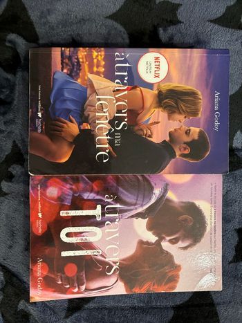 Livres Romance : À travers ma fenêtre & A travers toi Ariana Godoy