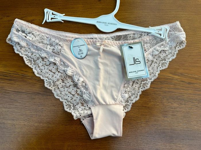 Ensemble jean-louis scherrer soutien gorge 90C + culotte 42/44 - photo numéro 9