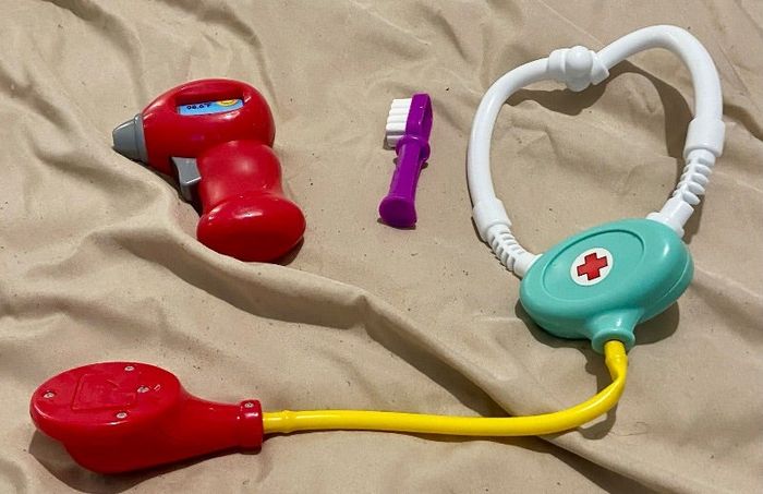 Lot jouet medecin