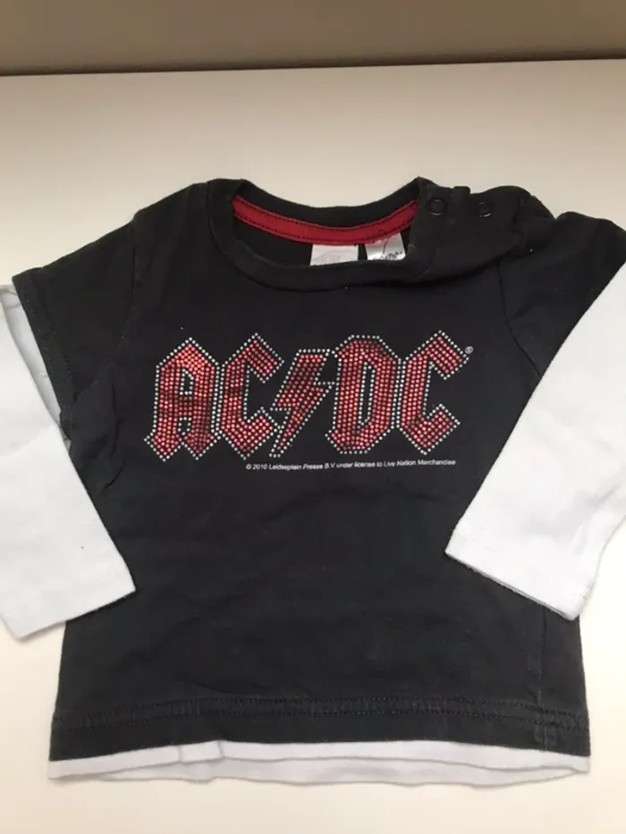 Tee-shirts manches longues ACDC 4/6mois