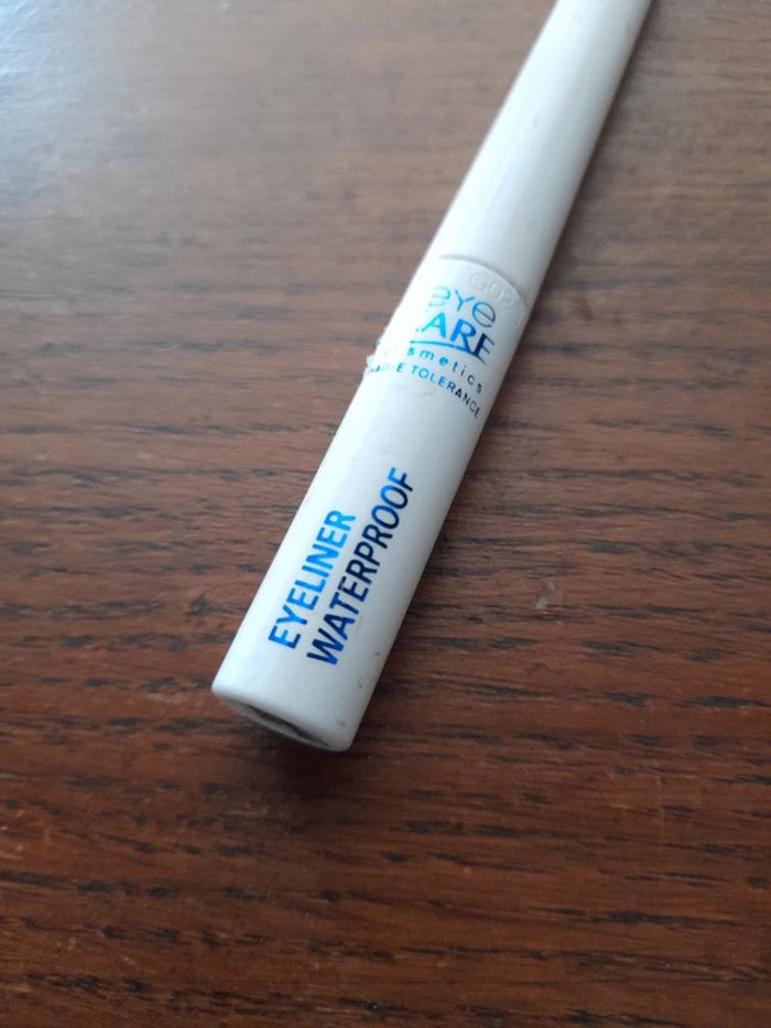 🟩Eye-liner waterproof Turquoise neuf - photo numéro 2