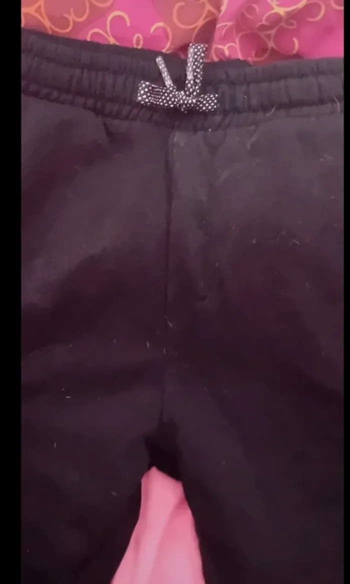 Superbe pantalon de jogging style cargo 10 ans LH en parfait état - photo numéro 4