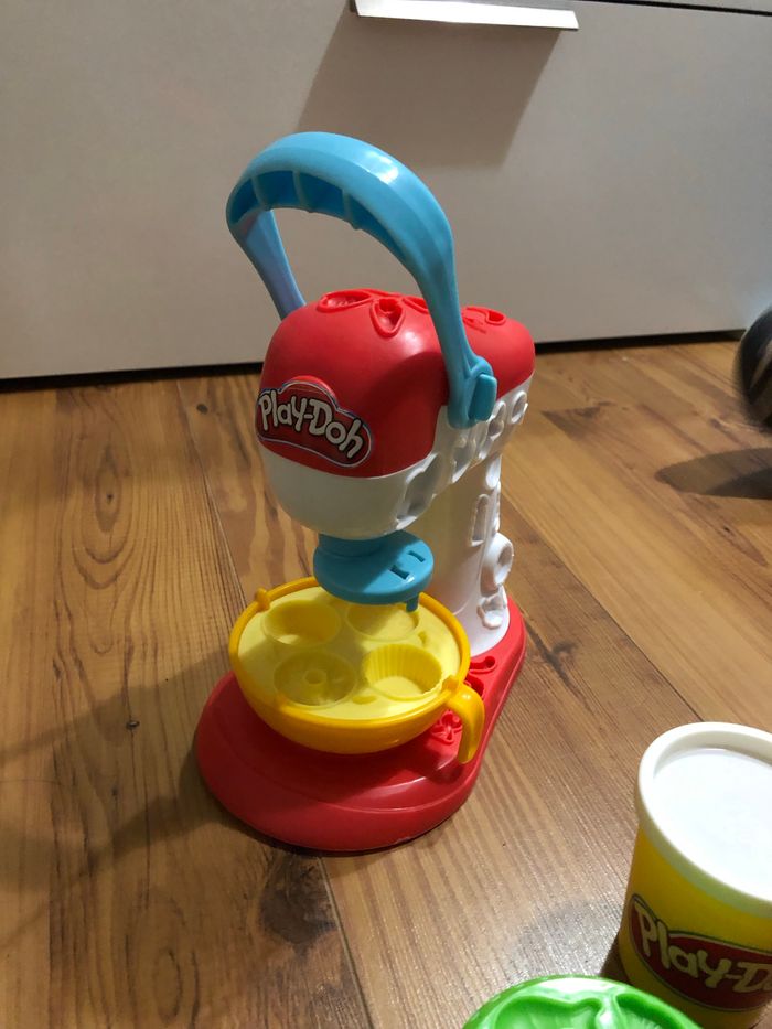 Lot de pâte a modeler - photo numéro 3