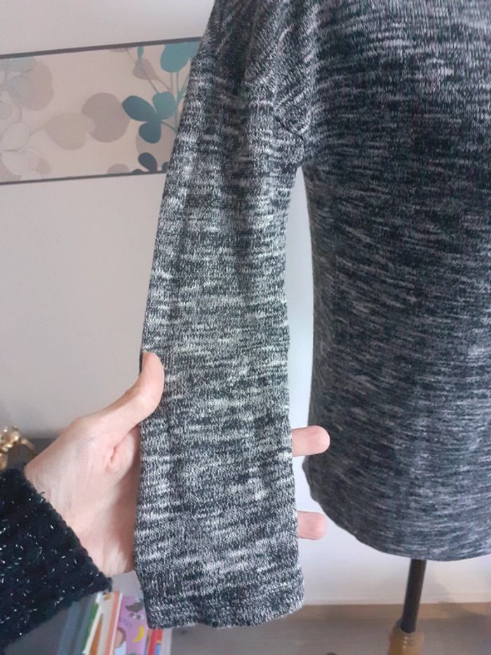 Pull gris manches 3/4 noeud - photo numéro 3