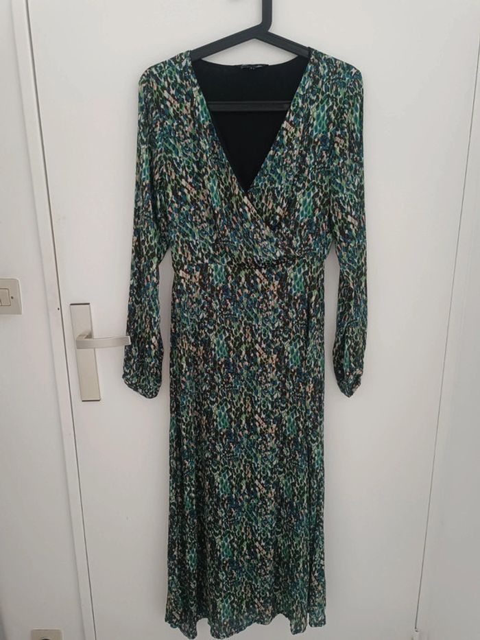 Robe longue motif léopard tons vert Only Taille S En très bon état - photo numéro 4