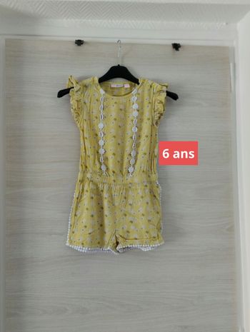 Combishort  taille 6 ans