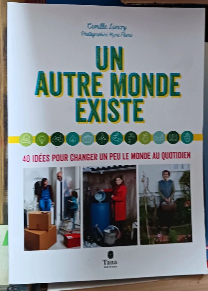 Livre "un autre monde existe "