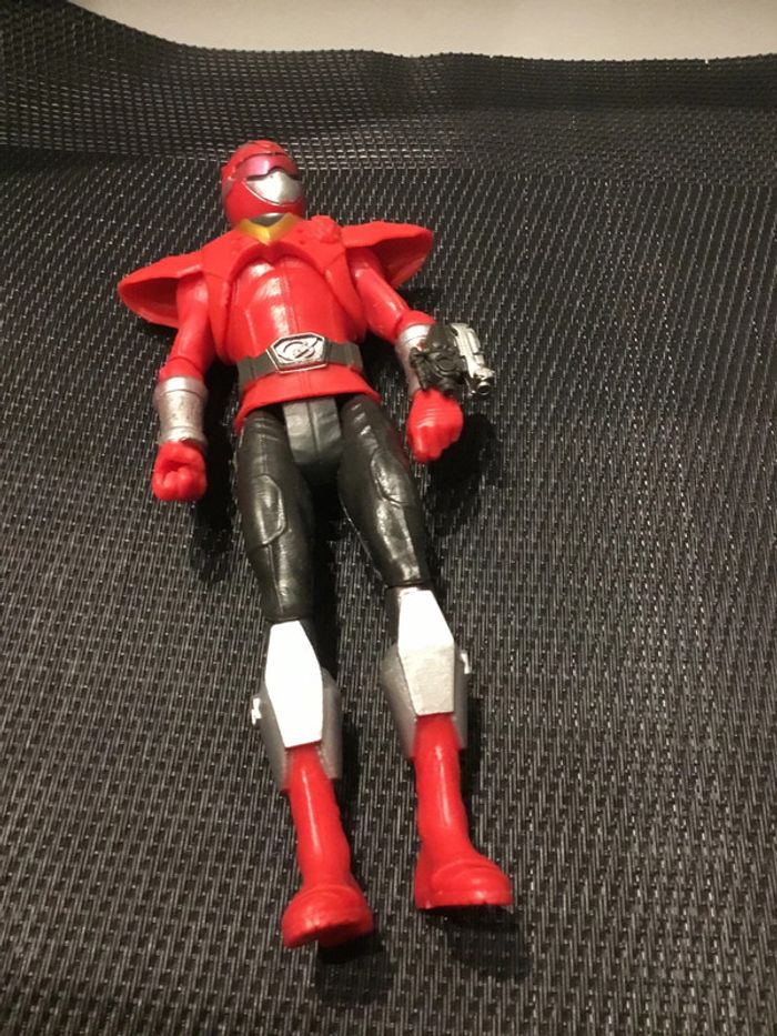 Power Rangers Beast morphers figurine articulée 15cm ranger rouge Hasbro 2019 - photo numéro 4