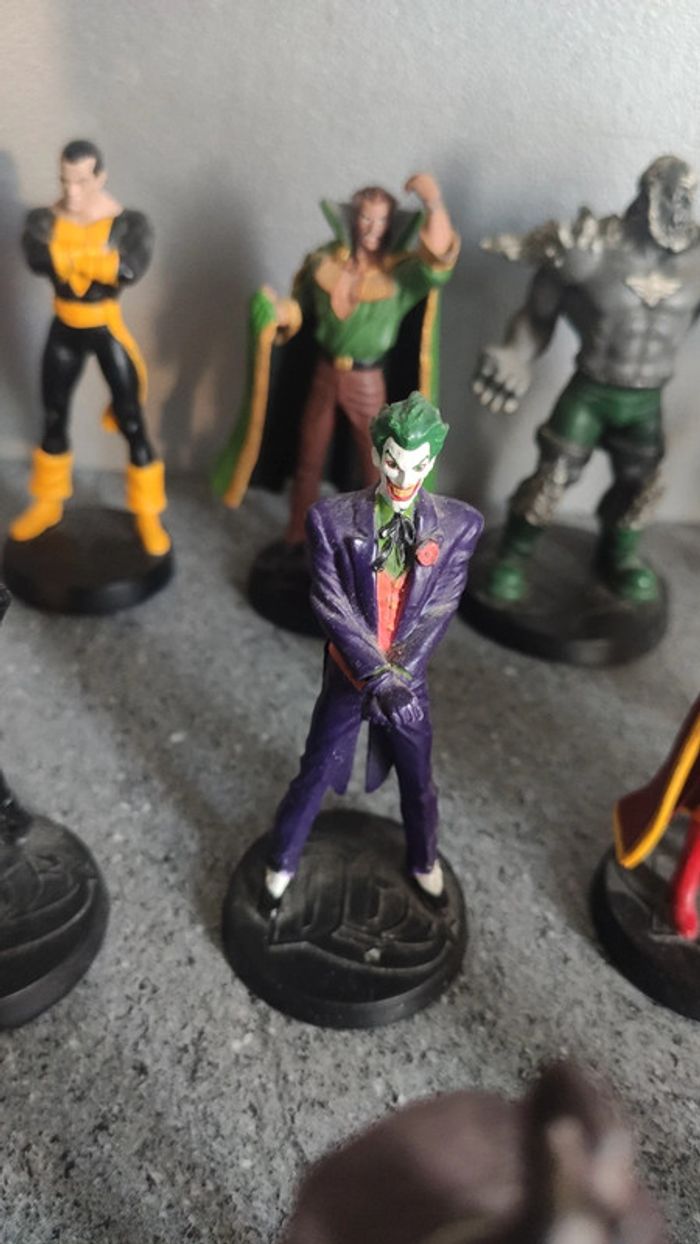 Lot de 13 figurines DC comics en plomb bon état - photo numéro 10
