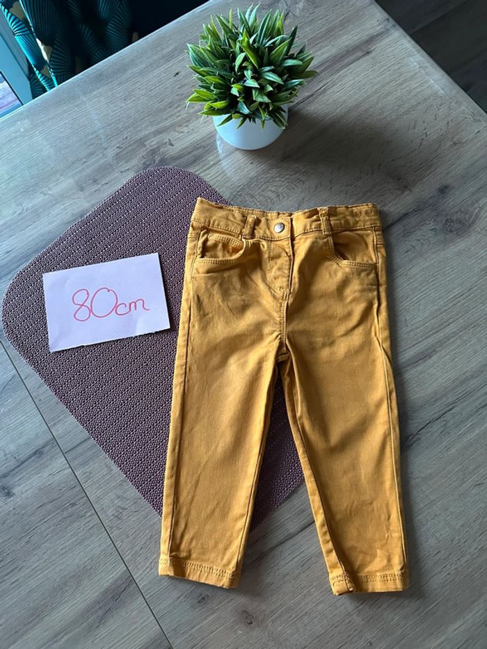 Jeans moutarde 💛 80cm /13m