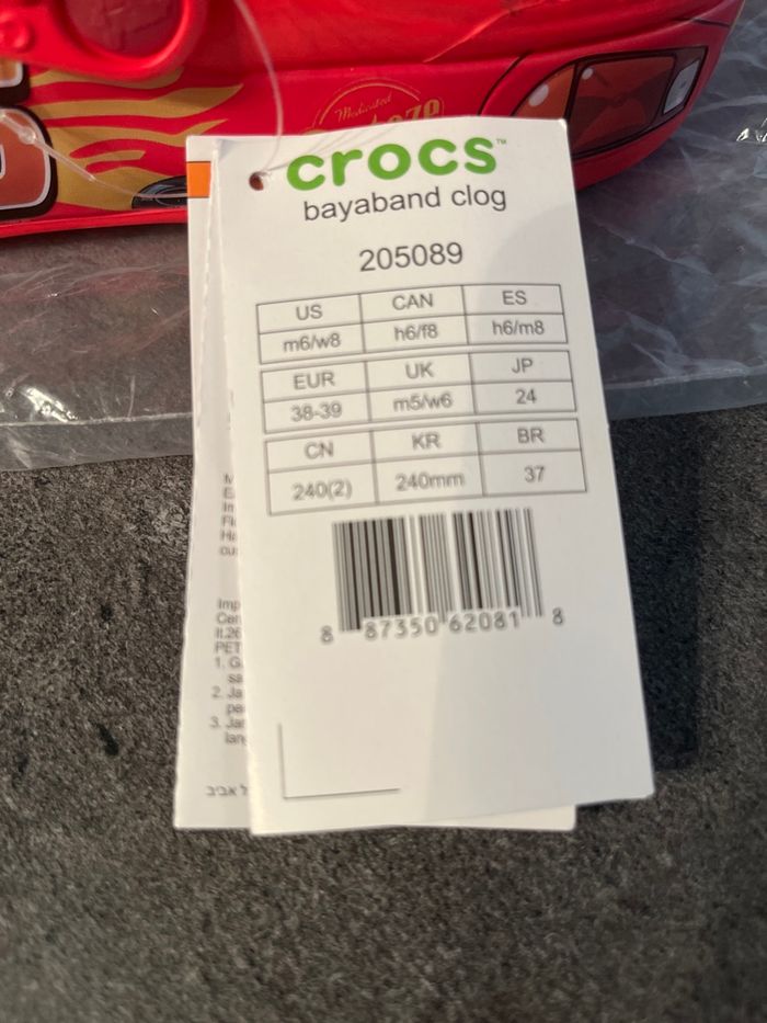Crocs  cars Flash Mc Queen taille 38-39 - photo numéro 2