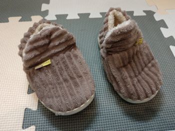 Chaussons enfant T 24-25