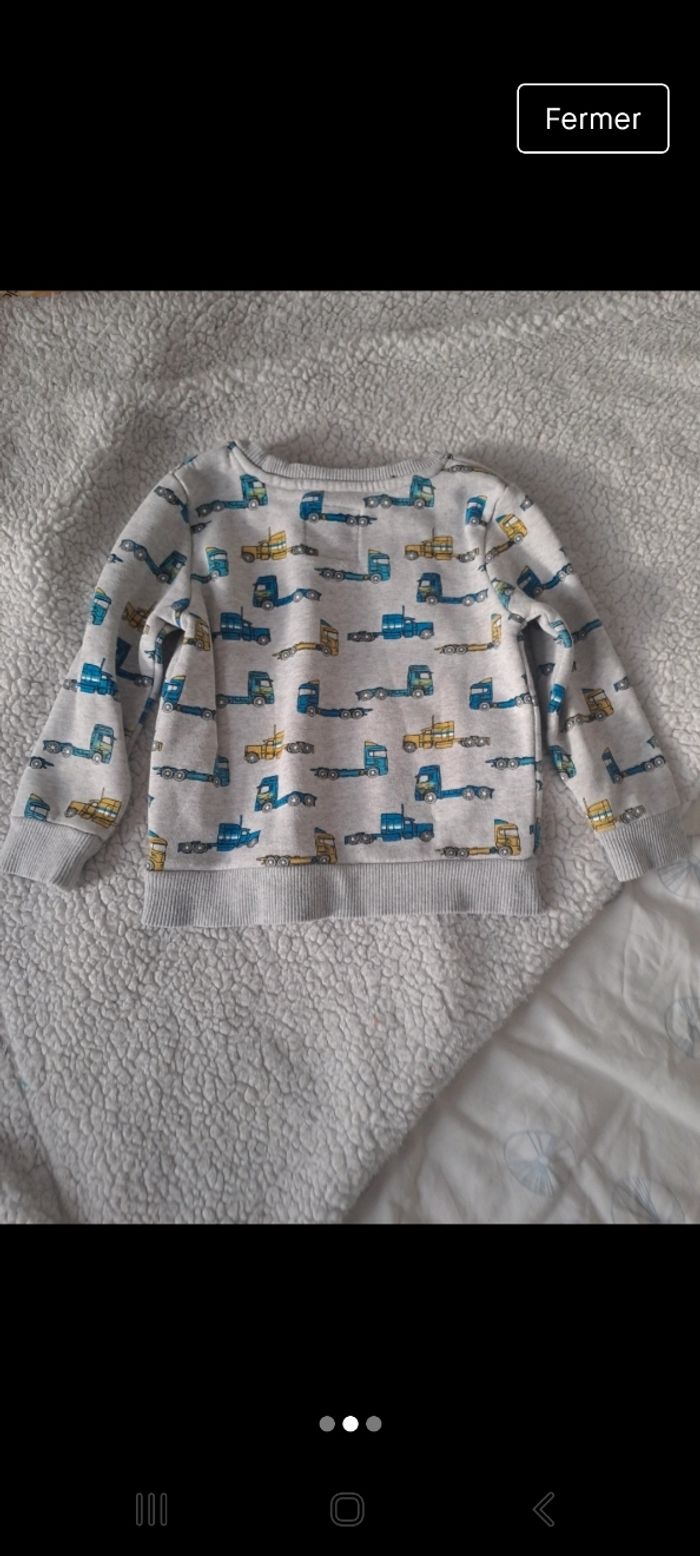 Pull gris - photo numéro 2