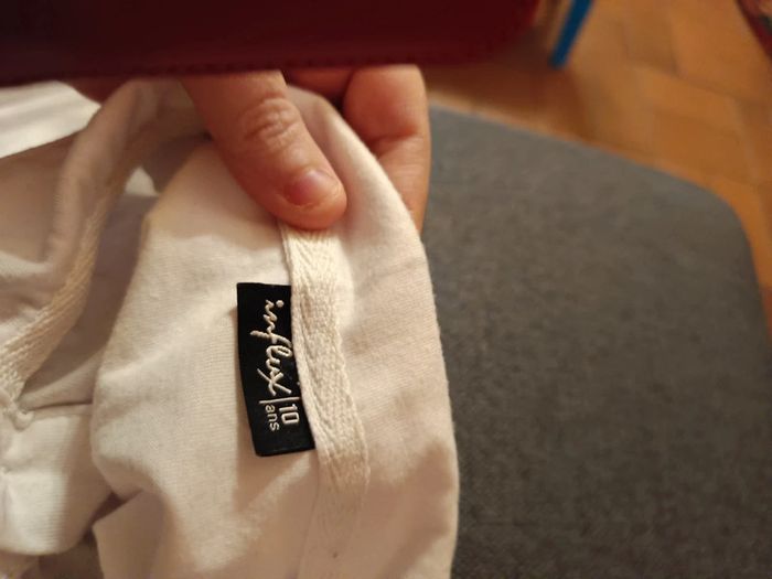 Polo blanc manche longue noeud papillon taille 10 ans - photo numéro 3