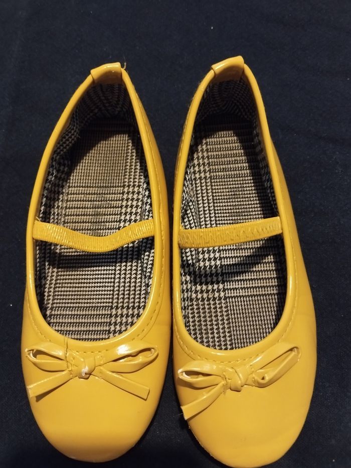 Ballerines jaunes Tissaia pointure 26