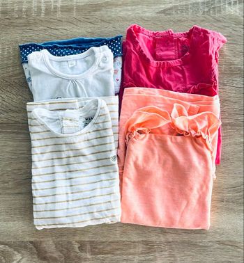 Lot de robes «  kiabi et Vertbaudet » T12 mois