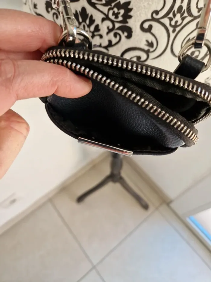 Sac Pochette bleu marine pour téléphone - photo numéro 4