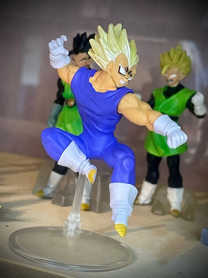 Figurine dragon ball gashapon hg Majin Végéta