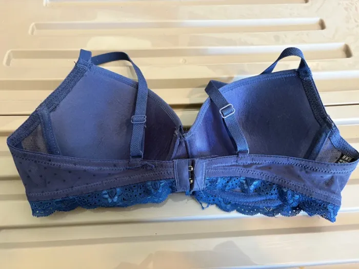 Soutien-gorge - photo numéro 2